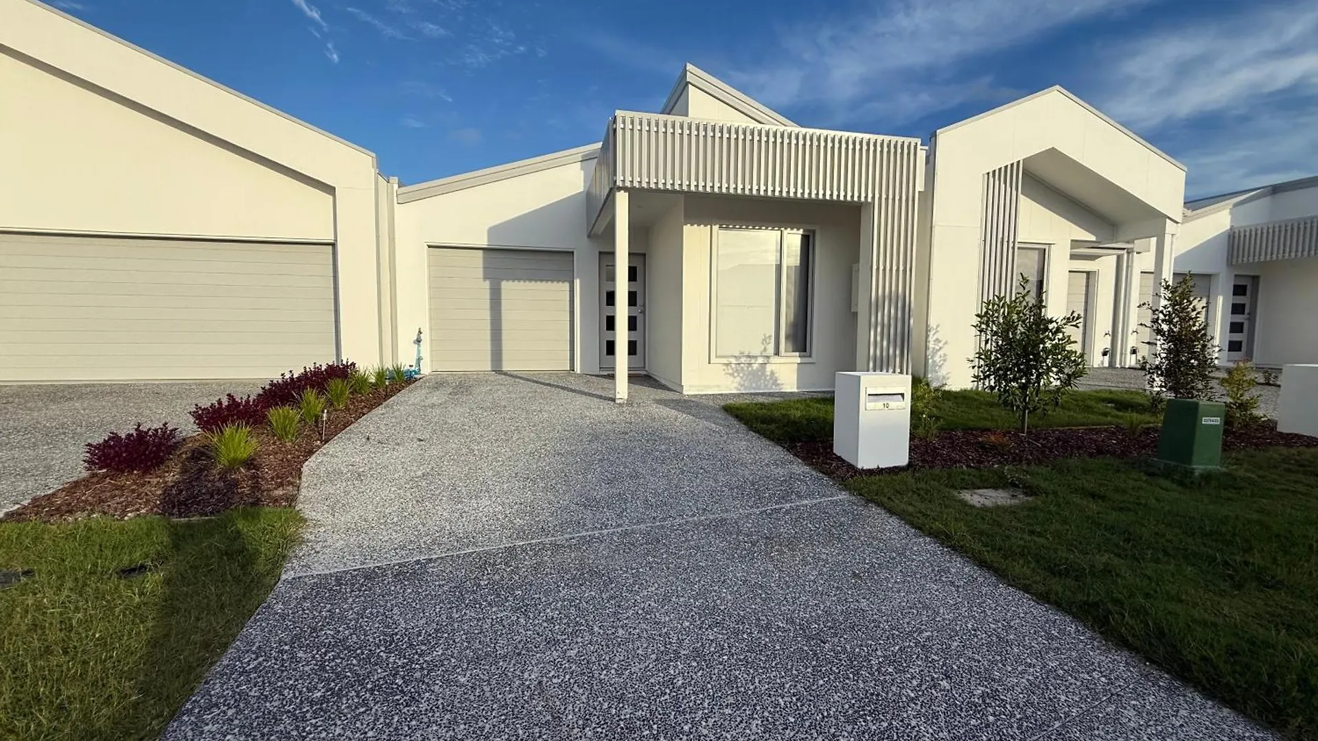 Your Coastal Haven - Brand New Home By The Bay! Deception Bay 0*,