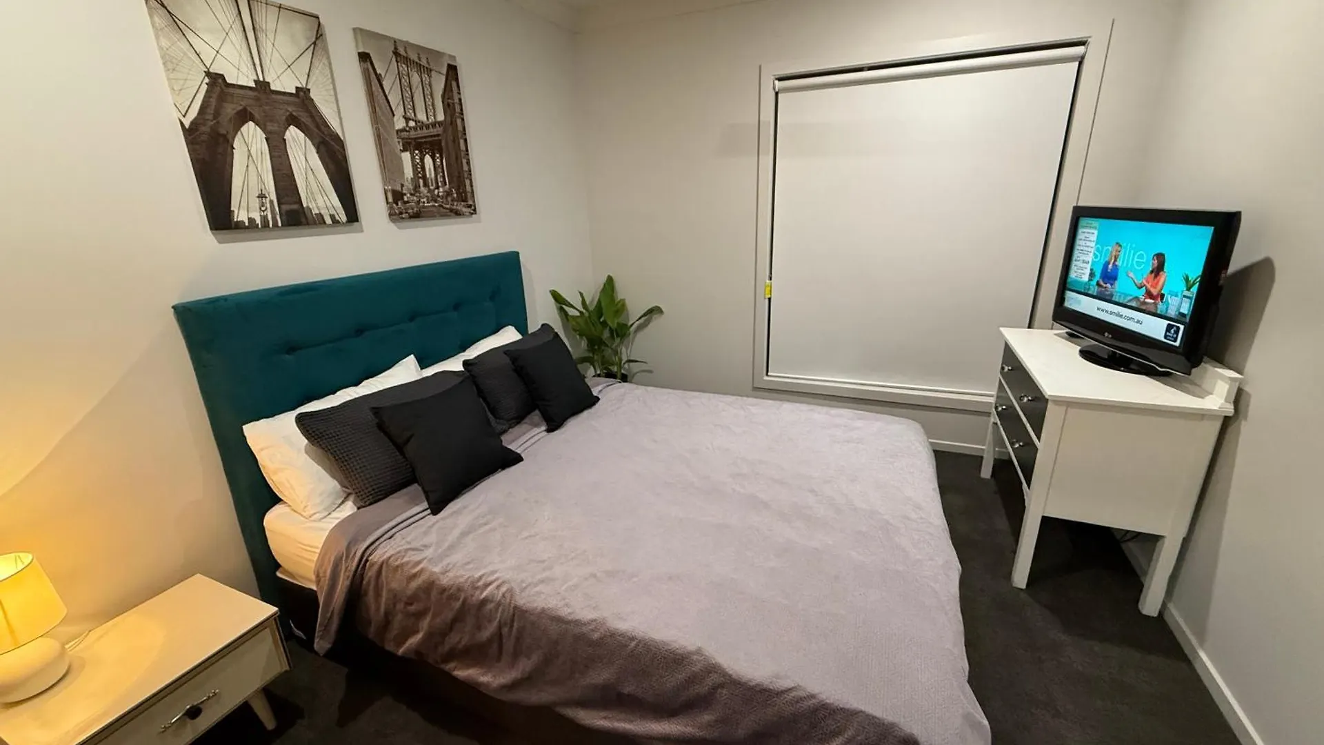 Your Coastal Haven - Brand New Home By The Bay! Deception Bay Holiday home